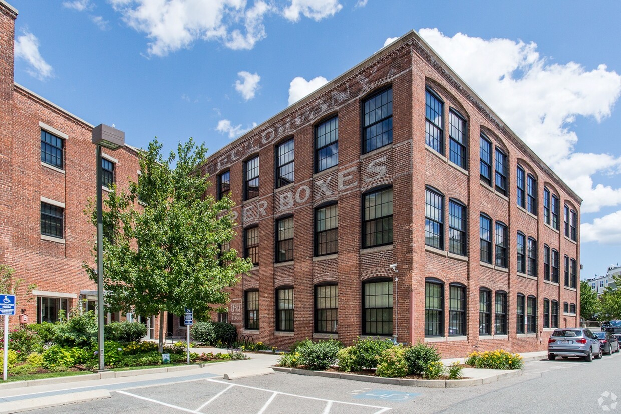 Atlas Lofts at 88 Gerrish Avenue in Chelsea, Massachusetts